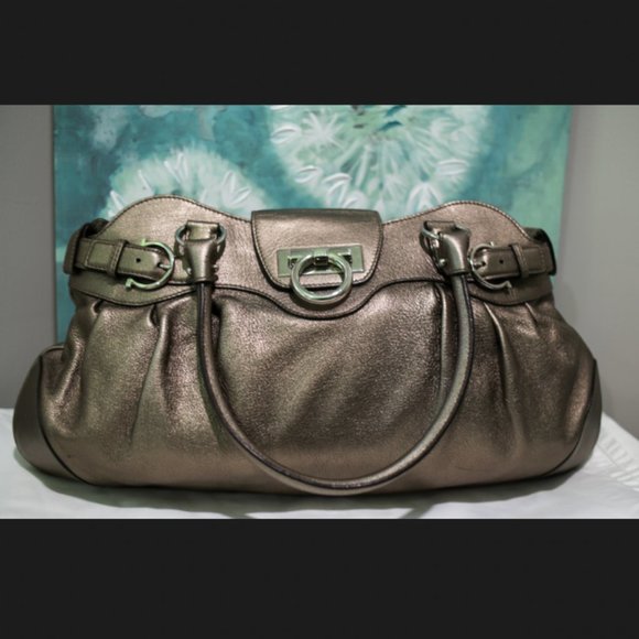 NWOT Salvatore Ferragamo Gancini Leather Handbag (Authentic) - Picture 1 of 6